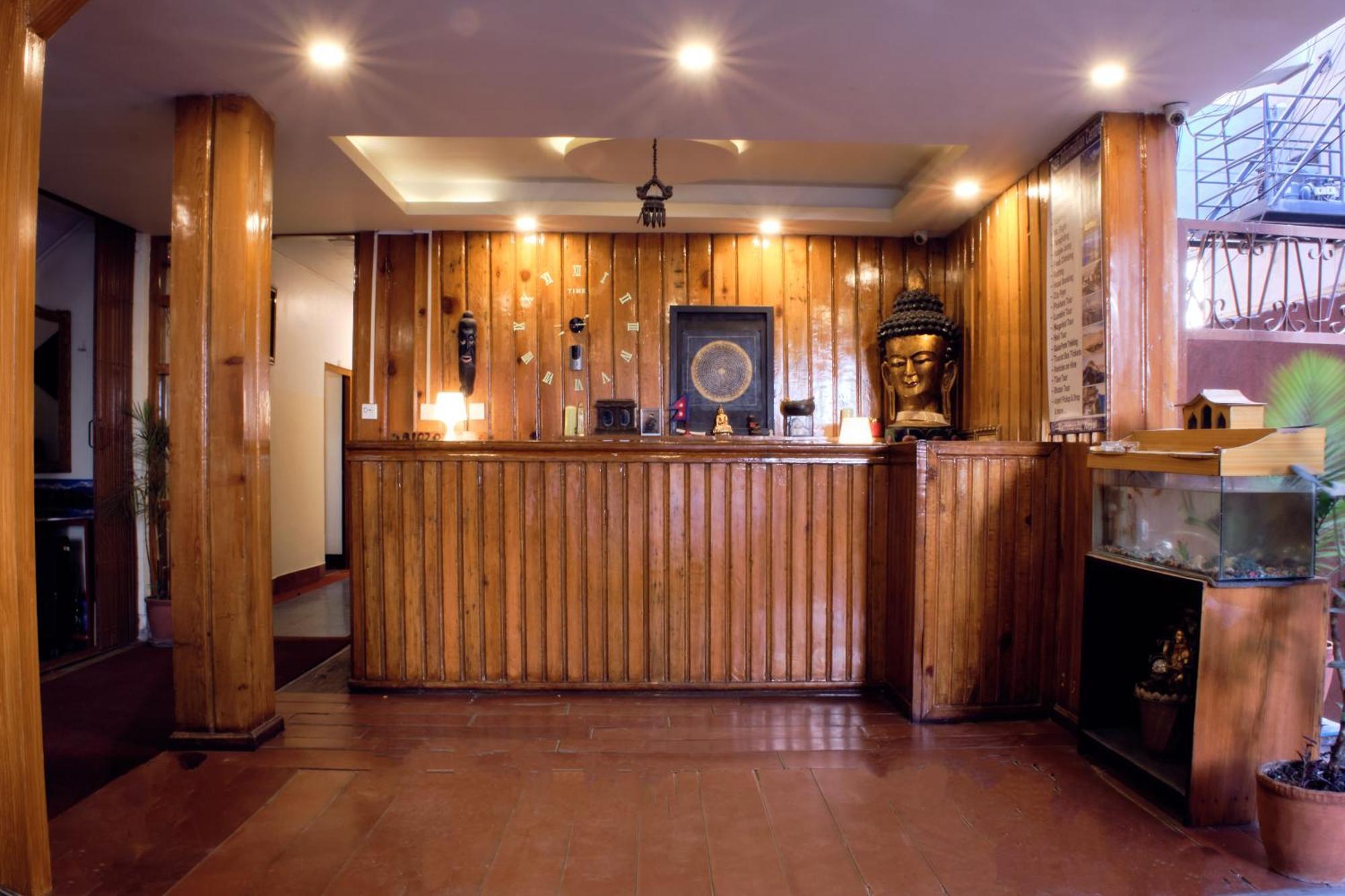 Hotel Shree Tara カトマンズ エクステリア 写真