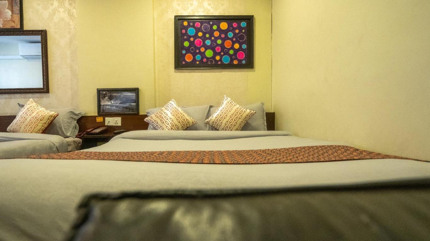 Hotel Shree Tara カトマンズ エクステリア 写真