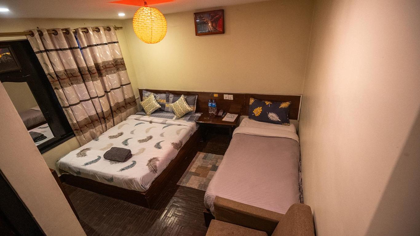 Hotel Shree Tara カトマンズ エクステリア 写真